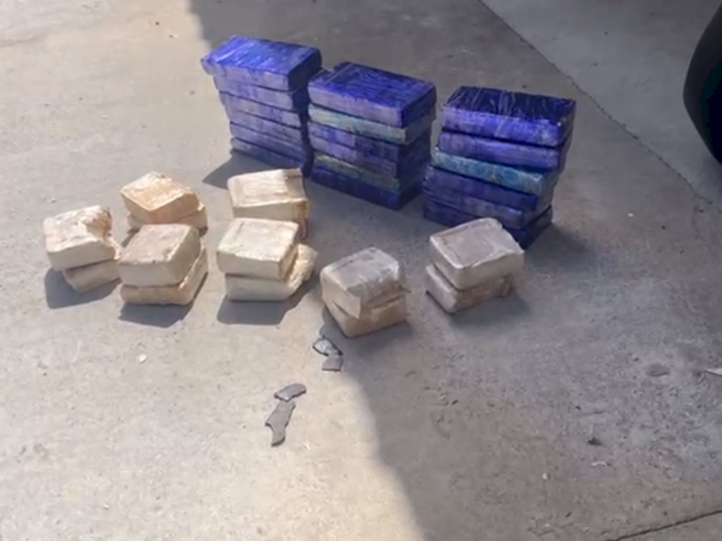 Homem é preso transportando 25kg de cocaína