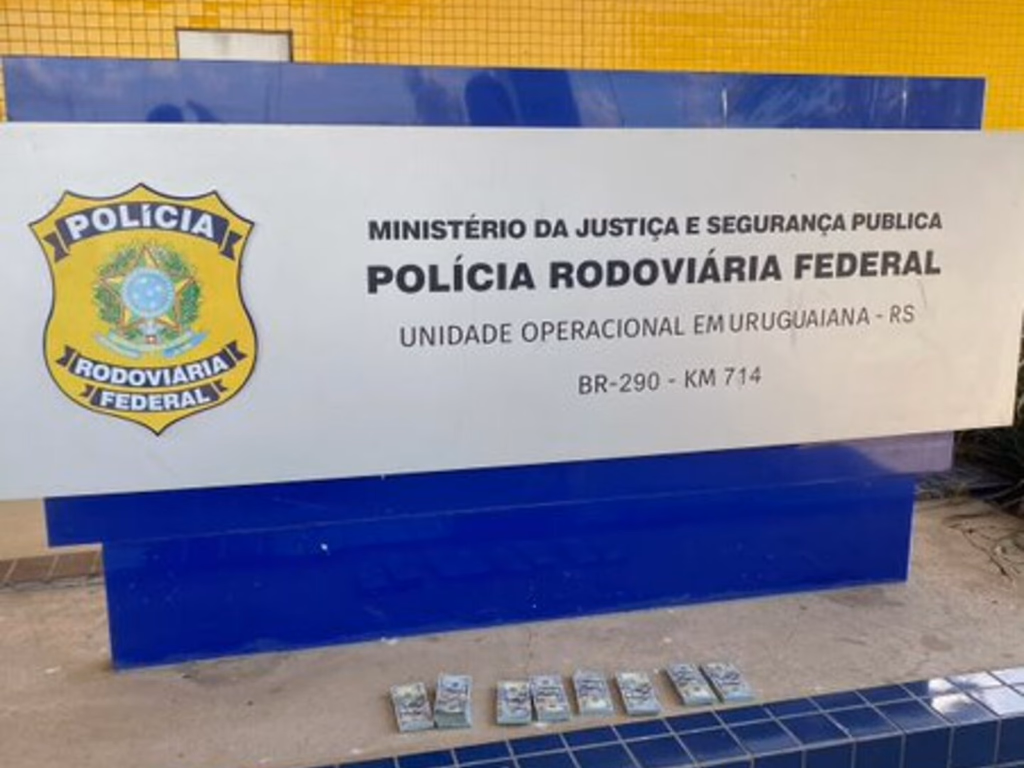 PRF apreende US$ 80 mil escondidos em um carro