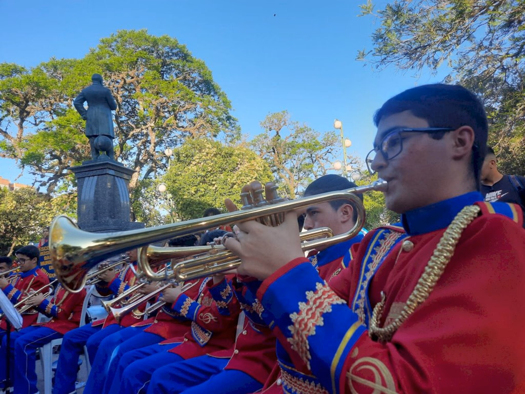 Final de semana é marcado por atrações da feira do livro