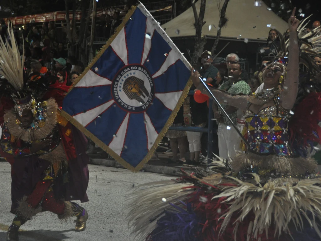 Ninguém segurou a Ilha do Marduque