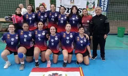 Celemaster joga em Buenos Aires contra a seleção argentina