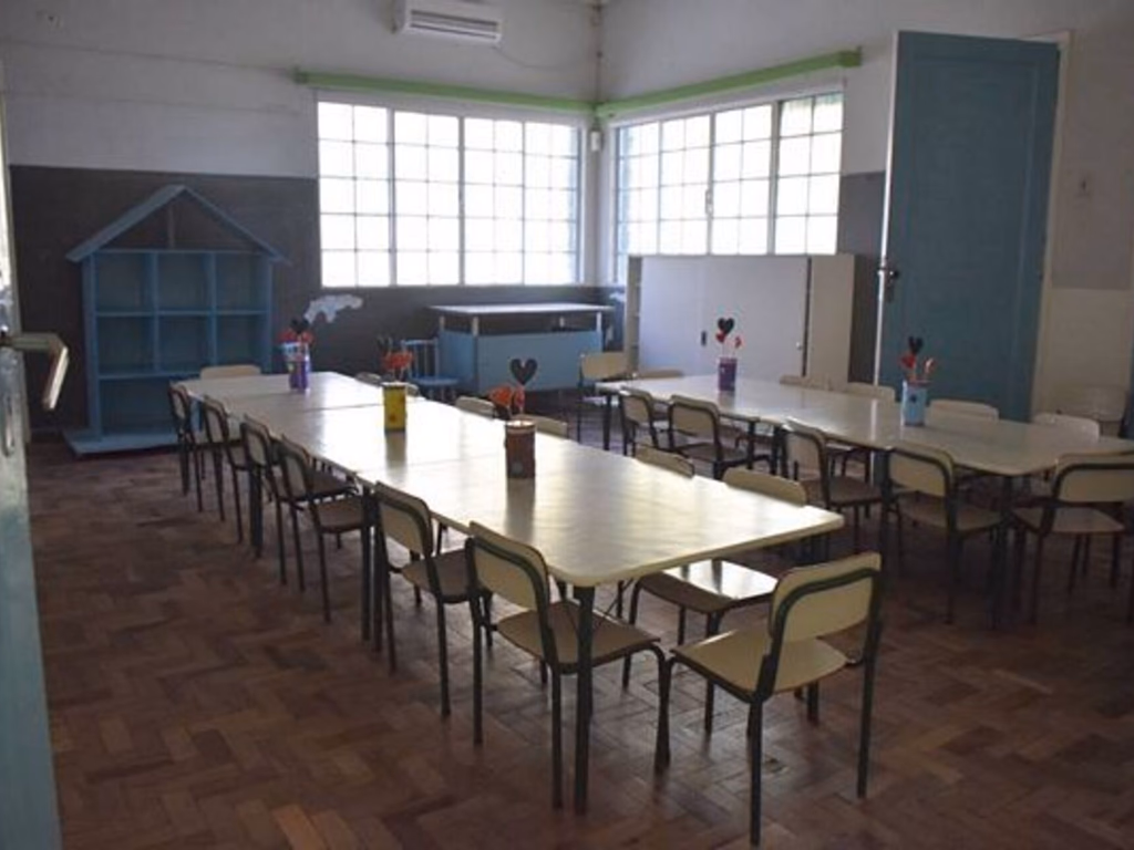 Escolas municipais e Unipampa suspendem aulas