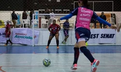 Grêmio empata e recebe troféu no torneio