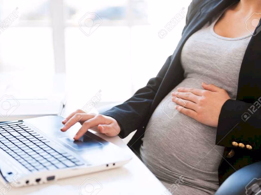 Câmara aprova volta de gestantes ao trabalho presencial