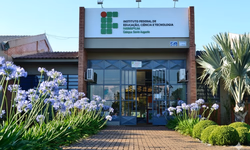 Estado investe mais de R$ 120 milhões em escolas da rede estadual