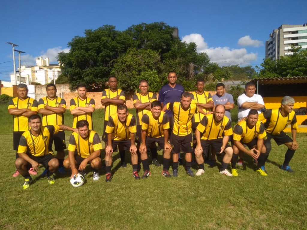 Barcelona e Guarani lideram o campeonato