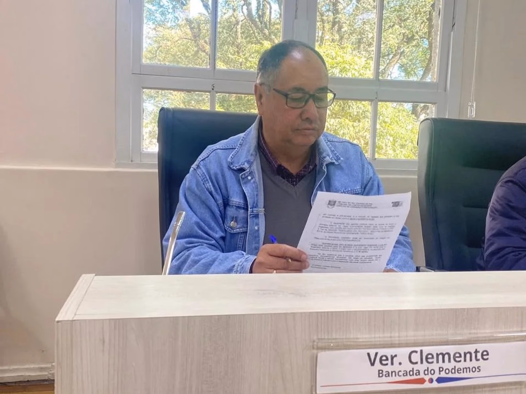 Vereadores votam PL que barra condenados por crimes contra crianças no serviço público