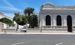 Guarda Municipal flagra detentos em via pública