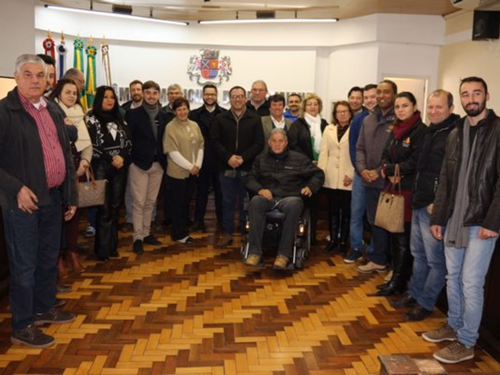 Vereadores recebem demandas de construtores