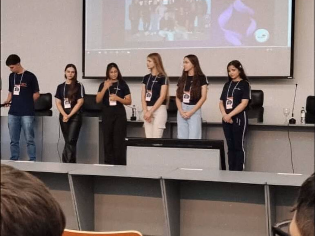 Três escolas da 10ª CRE participam da Semana Maria da Penha