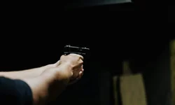 Mesmo com queda geral de homicídios, armas de fogo seguem liderando mortes de mulheres