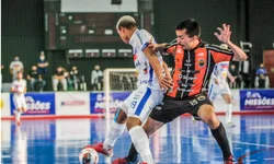 AEU vence clássico contra a SER e garante vaga na semifinal