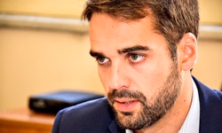 Servidores gravam vídeo em repúdio a declarações de Leite