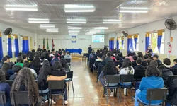 Unipampa promove aula aberta sobre caminhos para a felicidade