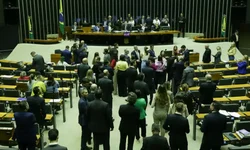 Delgado convocará extraordinária para esta quarta-feira