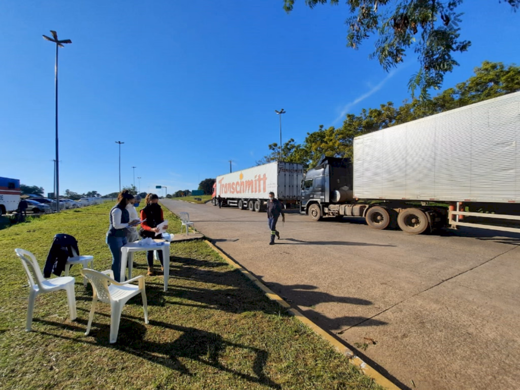 Barreira sanitária já atendeu mais de 2 mil motoristas