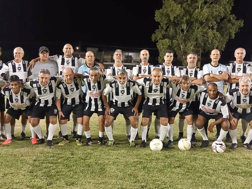 Vitórias de Barcelona e Botafogo no Sessentão