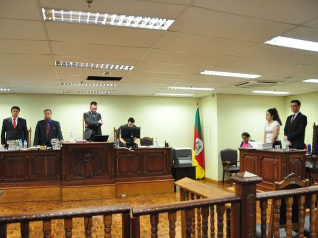 Mulher é condenada por matar o ex-companheiro