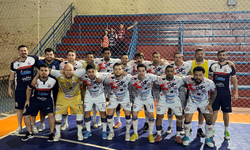 Goleada garante Uruguaianense na final