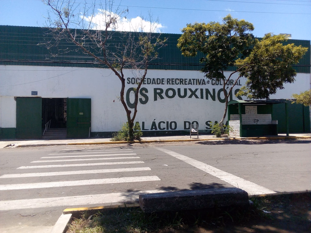 Os Rouxinóis recebe quatro escolas de samba em sua quadra