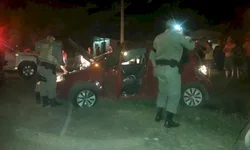 Mulher é esfaqueada pela companheira do ex-namorado