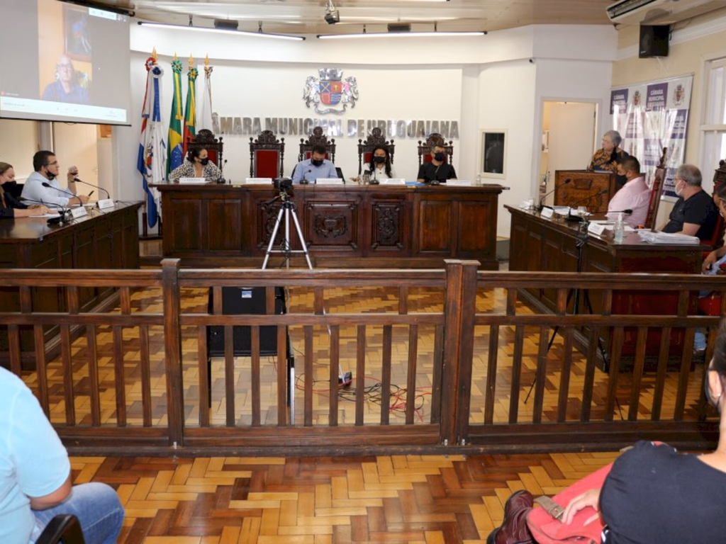 Câmara aprova realocação de verbas para Saúde e Assistência Social