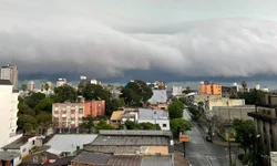 Atraso no seguro-defeso leva pescadores a protestarem em frente ao INSS