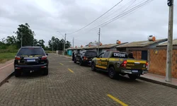 PF e Choque verificam ocupação de moradias no Olavo Rodrigues