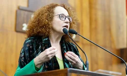 Escolas poderão receber cursos pré-vestibulares e capacitações gratuitas