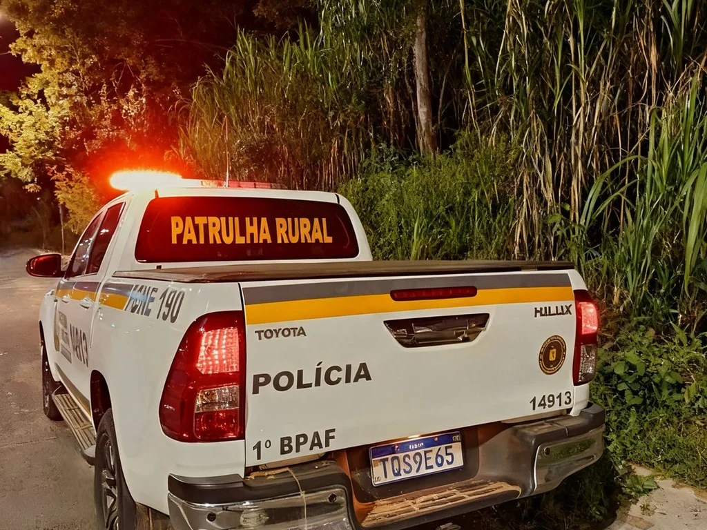 Motorista é preso por embriaguez após acidente na zona rural