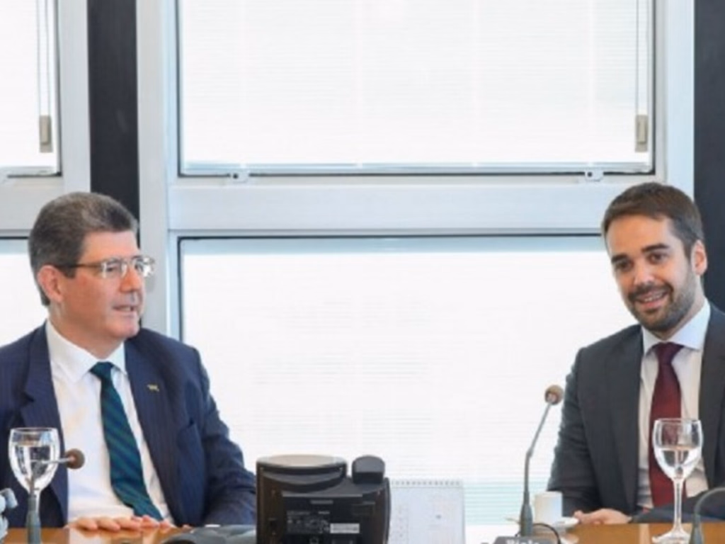 Governo busca apoio técnico do BNDES para desestatizar empresas