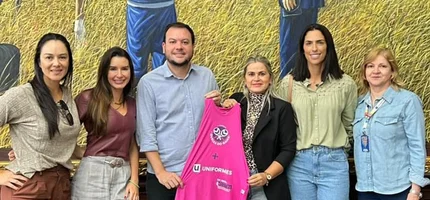 Torneio solidário de beach tennis vai beneficiar mulheres atendidas pelo Cram