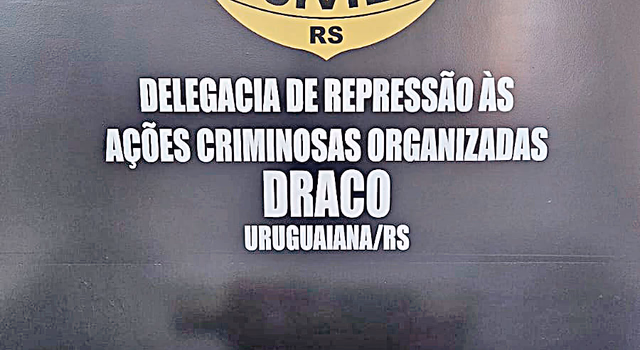 Três pessoas presas após drogas serem encontradas enterradas em área rural