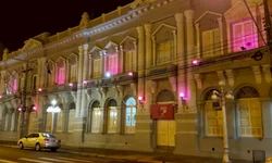 Salários em dia não estão garantidos e empresários são egoístas, diz Leite