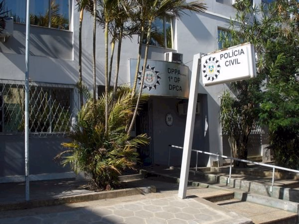 Dois presos por tentativa de homicídio contra adolescente