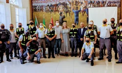 Motoqueiro fica ferido em acidente no Centro