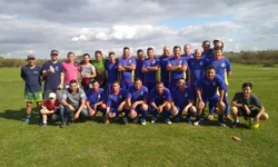 Celemaster goleia na primeira partida da semifinal