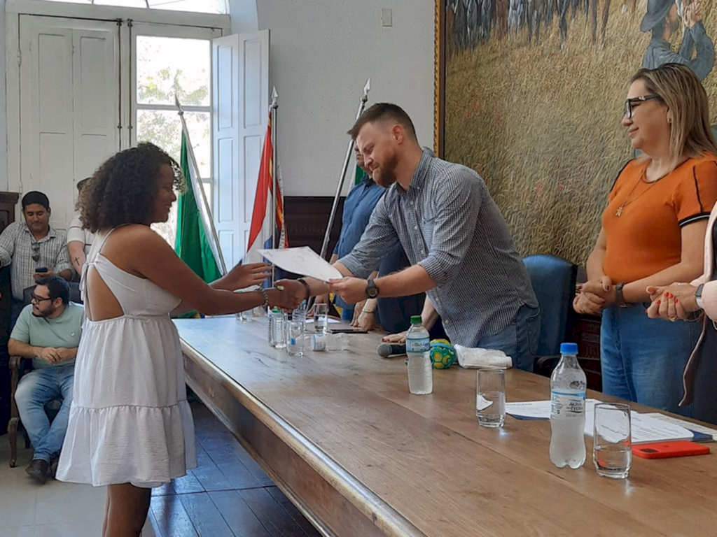 Curso gratuito capacita 67 alunos para o mercado de trabalho