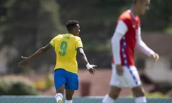 Grêmio vence o Bahia por 2 a 1 na Arena