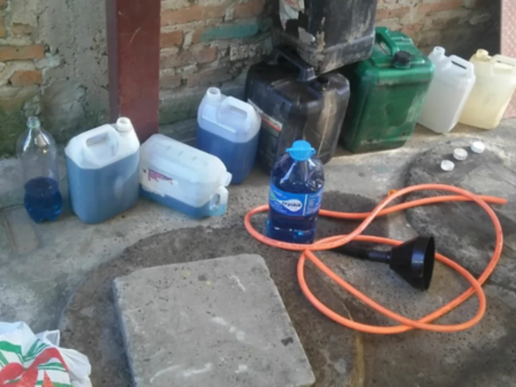 Duas pessoas presas por venda clandestina de gasolina