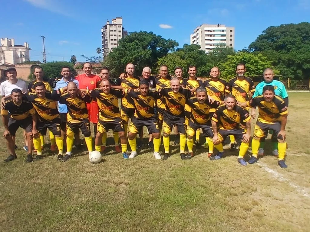 Uruguaiana vence na abertura do Torneio Super Máster 45