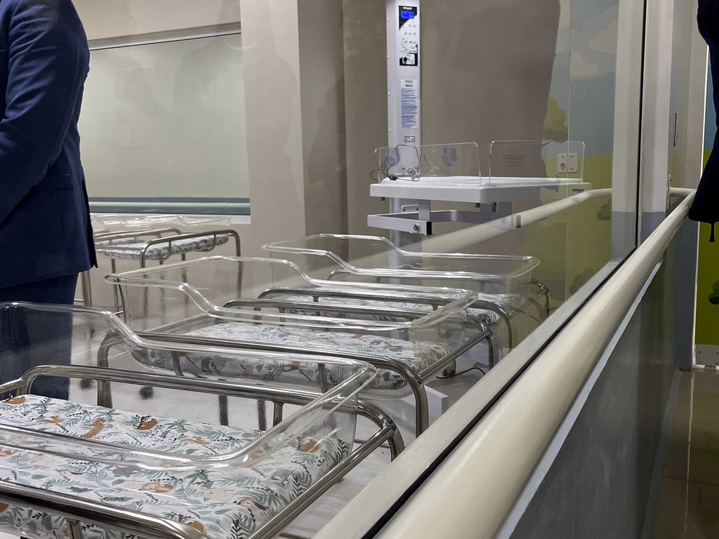 Inaugurada sala do recém-nascido na Santa Casa