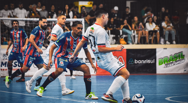 Uruguaianense goleia São Luiz