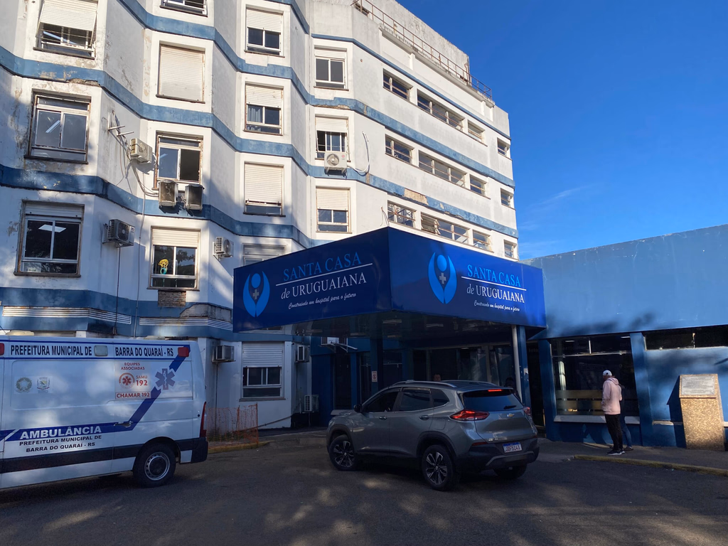 MP ajuíza ação para garantir transparência e pagamento de médicos