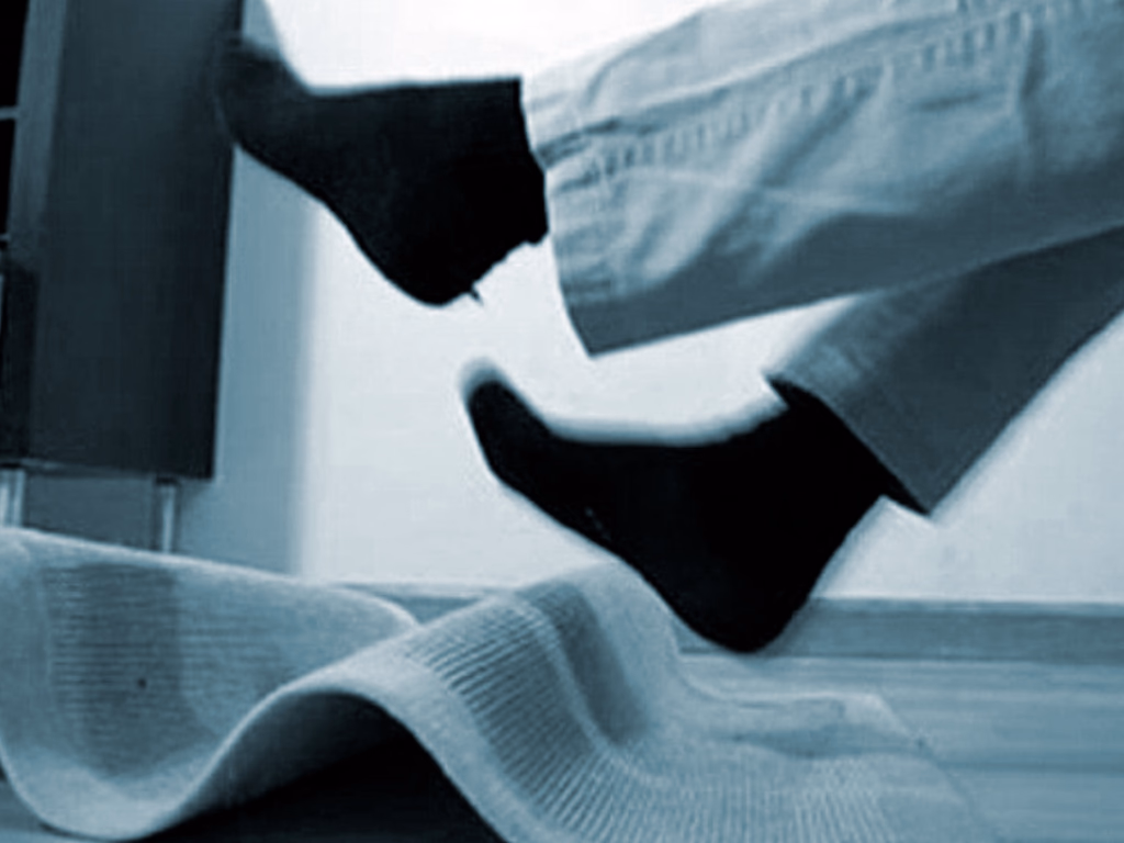 Homem é encontrado morto em casa