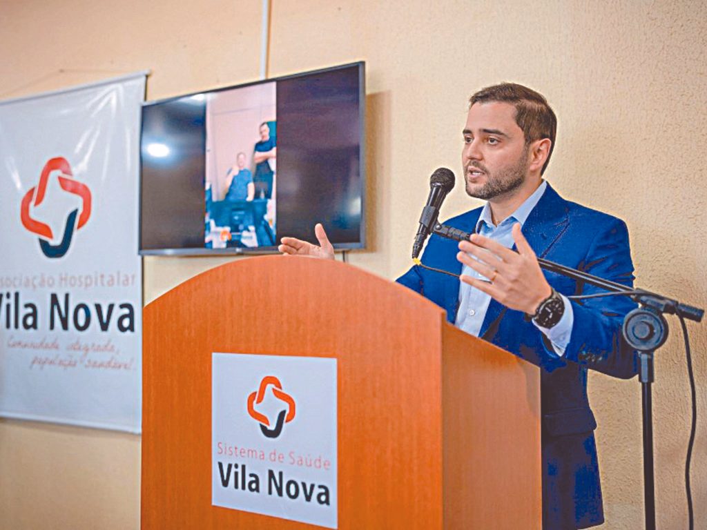 Gabriel Souza discute construção de pontes internacionais com o Itamaraty