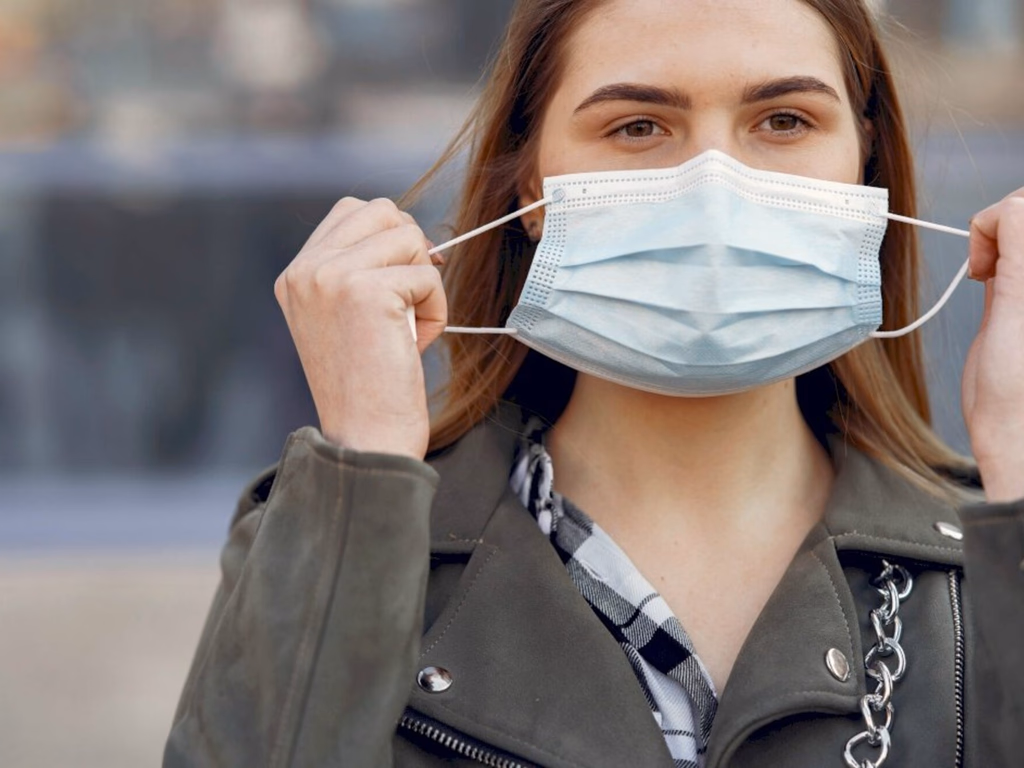 Câmara aprova o uso obrigatório de máscara em todo o país