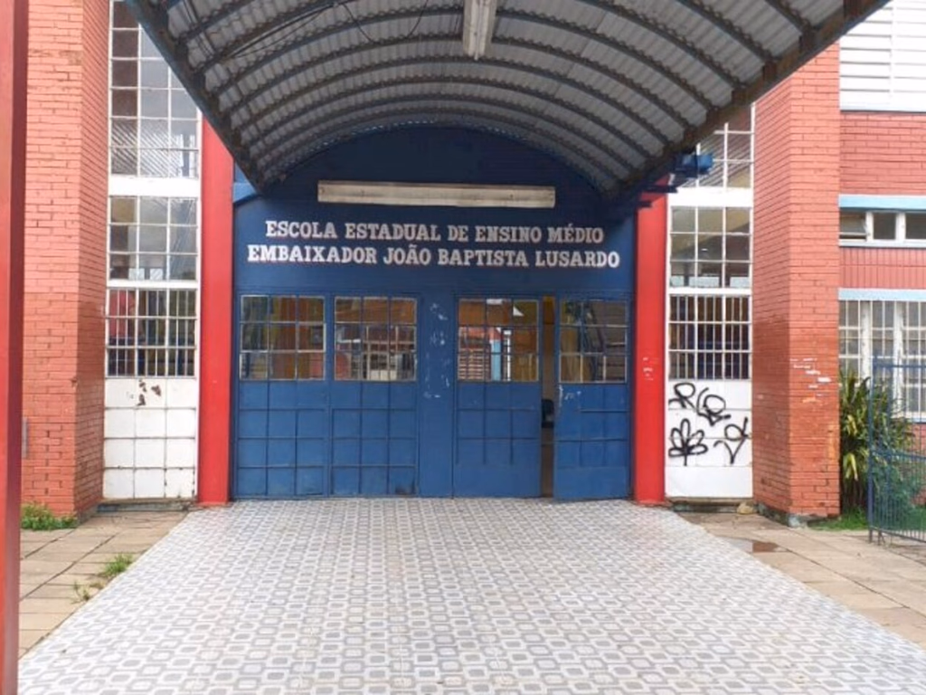 Escola Ciep está há 18 dias sem energia elétrica