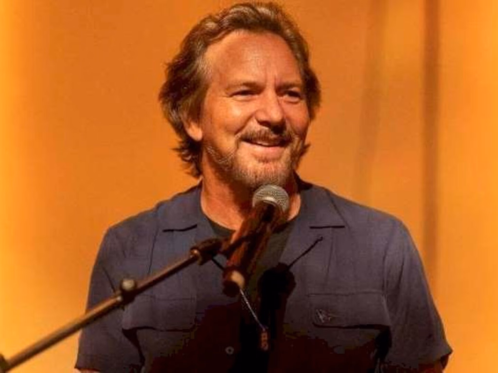 Música do Pearl Jam só pode ser ouvida se o celular apontar para a Lua