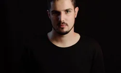 Cerca de duas mil pessoas participam do arrastão dos Rouxinóis